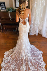 Graceful Ivory Mermaid Open Back Long Lace Wedding Dress