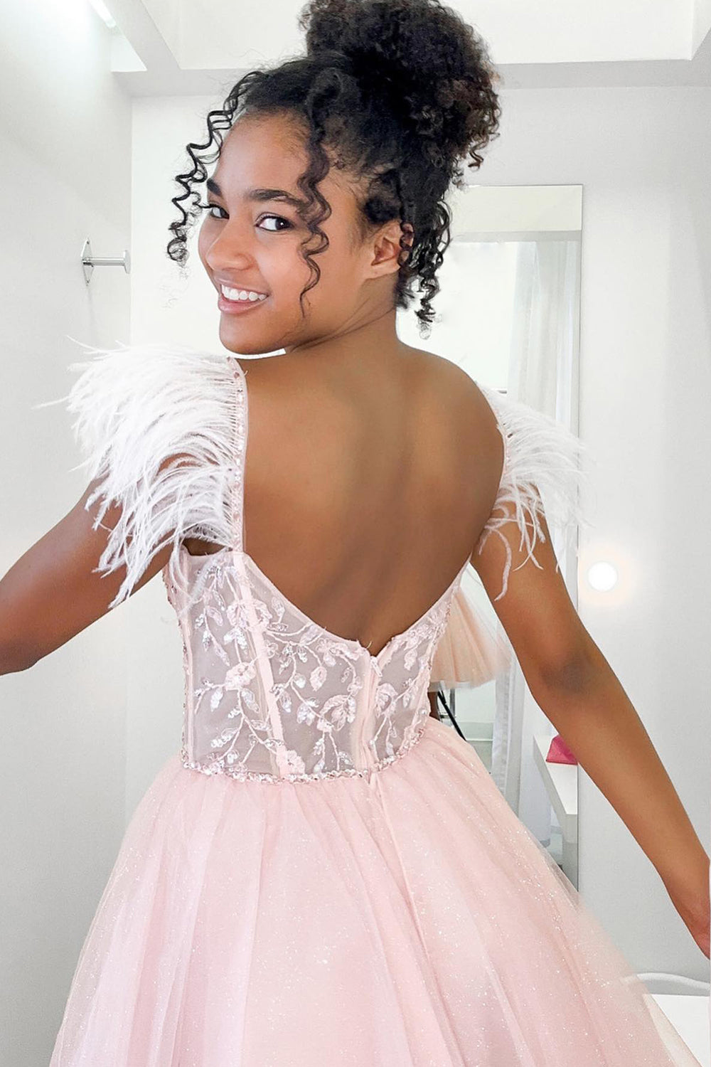 Glitter Pink A-Line Corset Tulle Short Homecoming Dress with Feathers