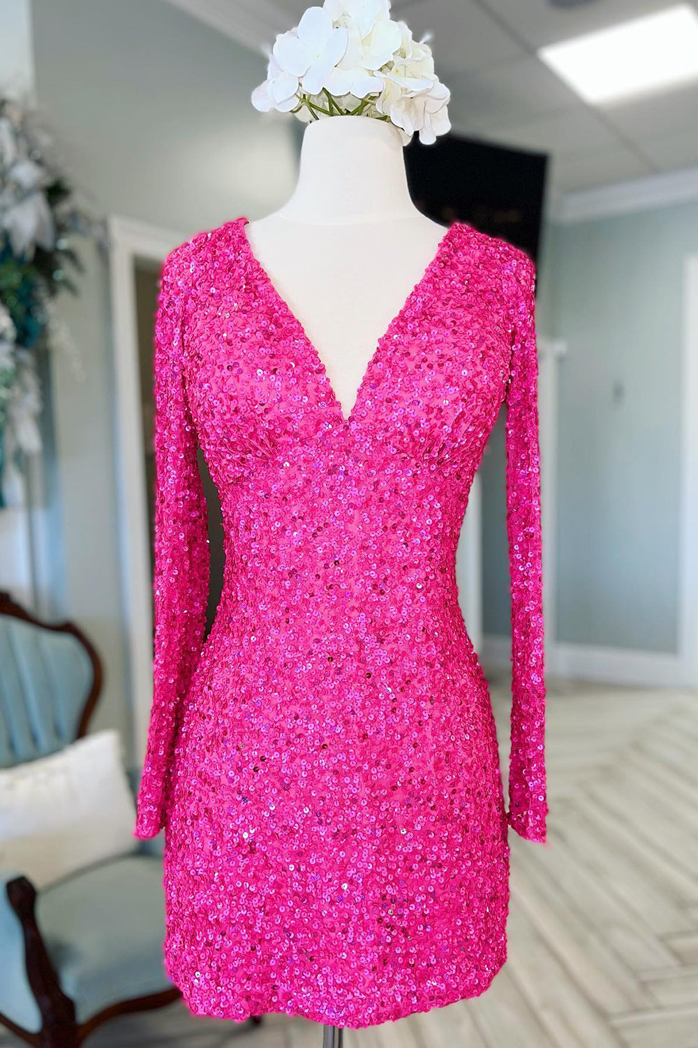 Sparkly Fuchsia Long Sleeves Sequin Tight Short Homecoming Dress