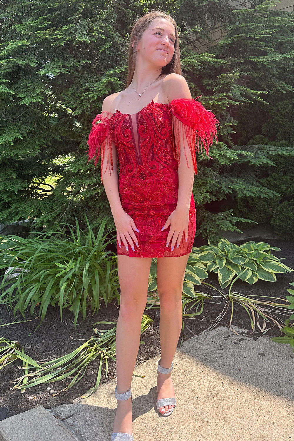 Sparkly Red Lace Corset Fringed Tight Short Homecoming Dress with Feathers