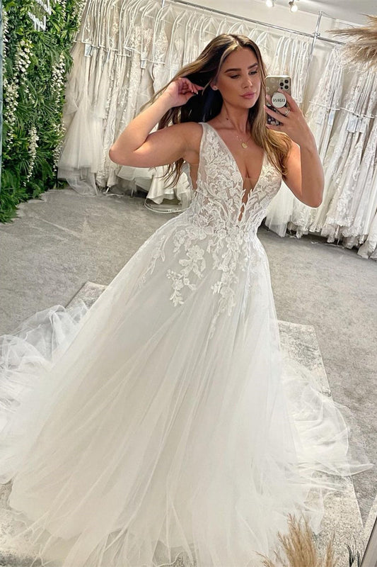 Charming Wedding Dress V Neck A Line Tulle Appliques Bridal Dress