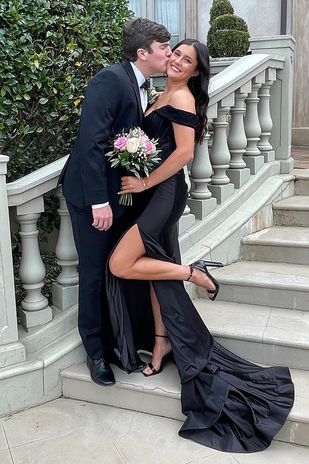 Timeless Black 3-Piece Single-Breasted Prom Suit