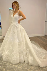 Classic A-Line White Long Wedding Dress with Beautiful Appliques