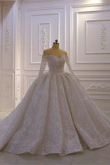 Luxurious Ball Gown Long Sleevesss 3D Lace Sweetheart Long Wedding Dress