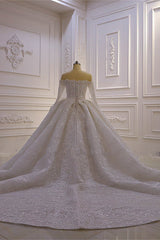 Luxurious Ball Gown Long Sleevesss 3D Lace Sweetheart Long Wedding Dress