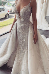 Ivory V Neck Lace Wedding Dress Mermaid Tulle Bridal Dress with Panel Train